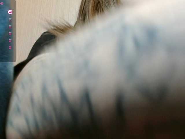 kissesliza live cam on BongaCams