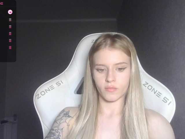 Helga_Pataki live webcam show