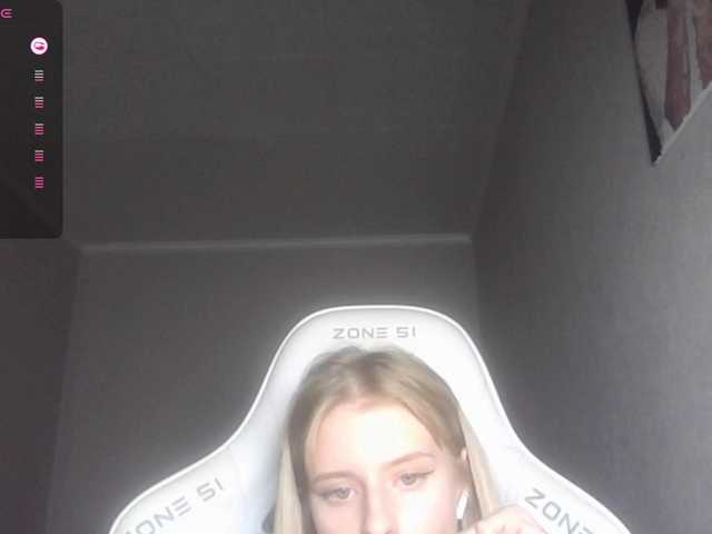 kissesliza live cam on BongaCams