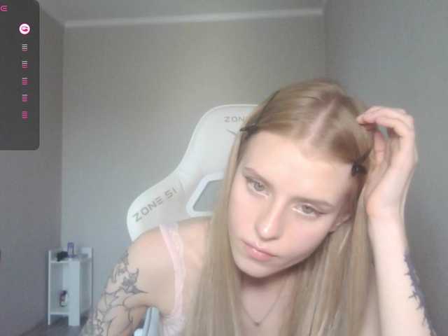 kissesliza live cam on BongaCams