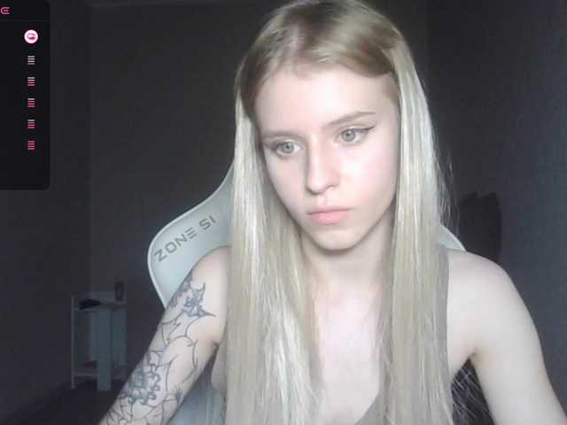 Helga_Pataki live webcam show