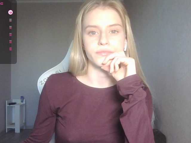 kissesliza live cam on BongaCams