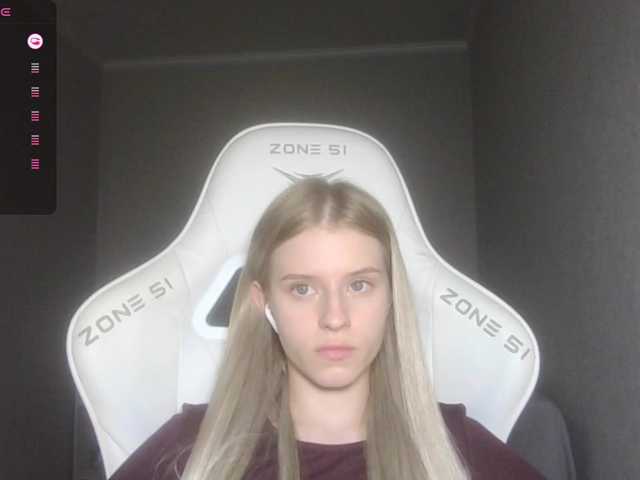 kissesliza live cam on BongaCams