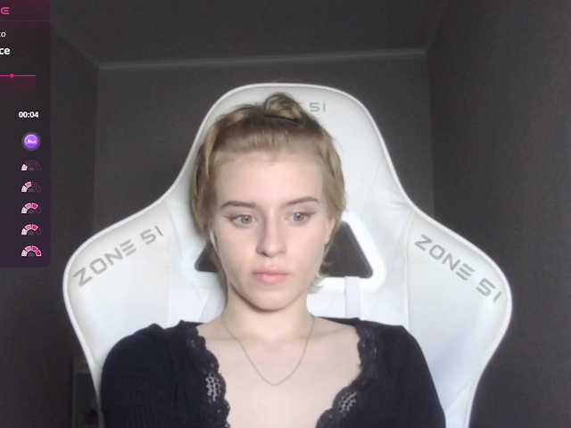 kissesliza live cam on BongaCams