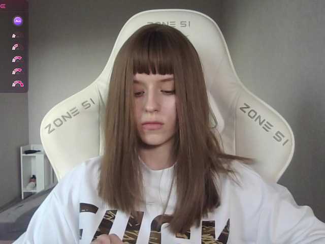 видео kissesliza