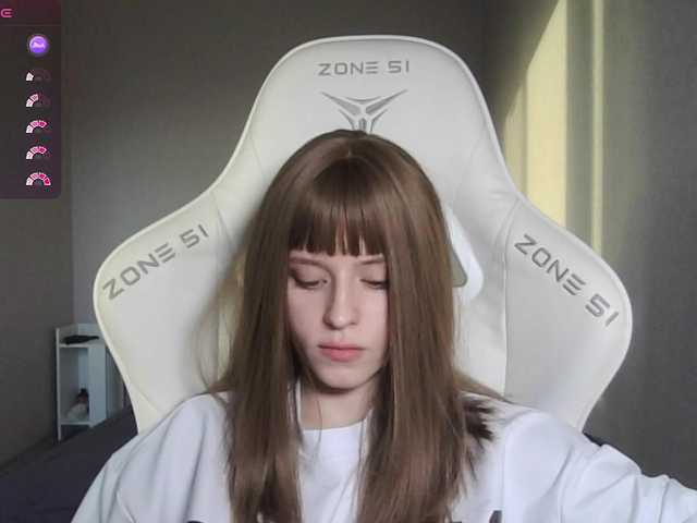 kissesliza's BongaCams show and profile