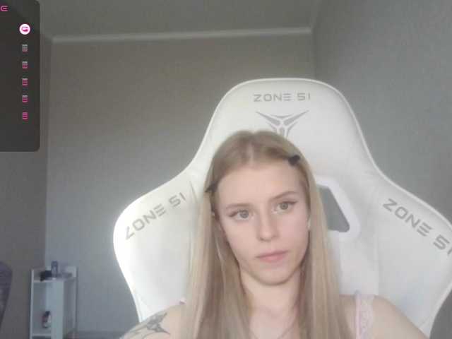 kissesliza live cam on BongaCams