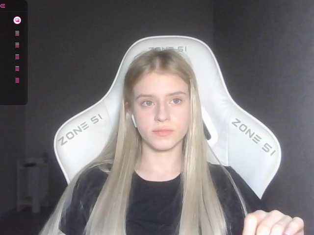 kissesliza live cam on BongaCams
