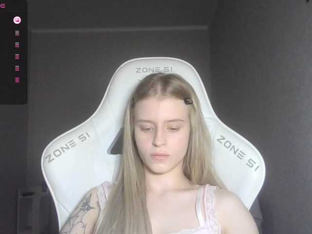 kissesliza live cam on BongaCams