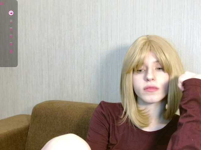 kissesliza live cam on BongaCams