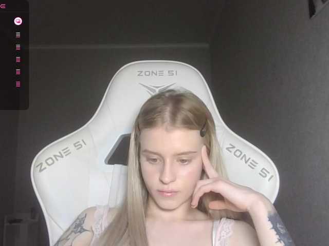 kissesliza live cam on BongaCams
