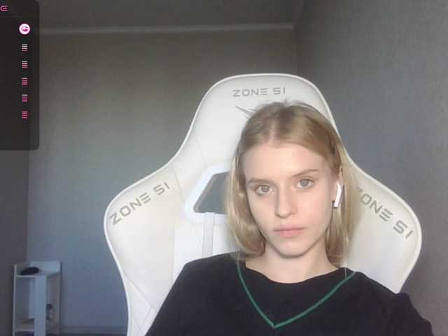kissesliza live cam on BongaCams