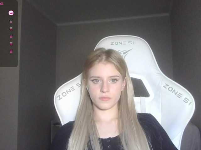 kissesliza live cam on BongaCams
