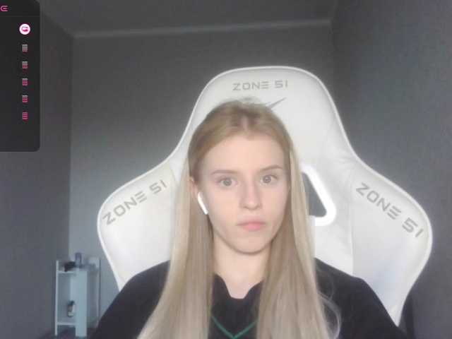 kissesliza live cam on BongaCams