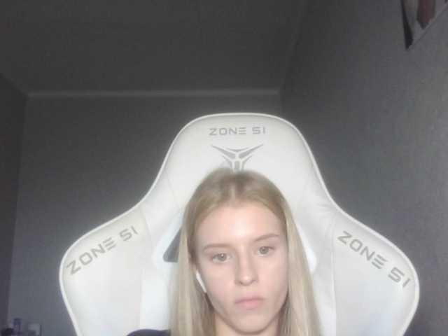kissesliza live cam on BongaCams