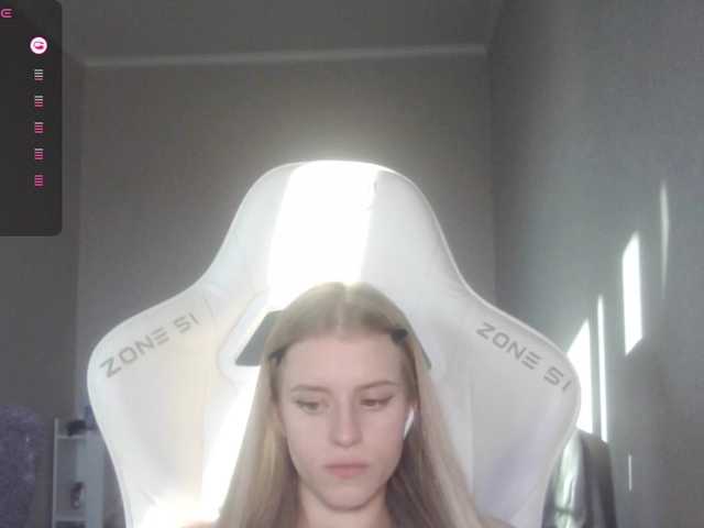 kissesliza live cam on BongaCams