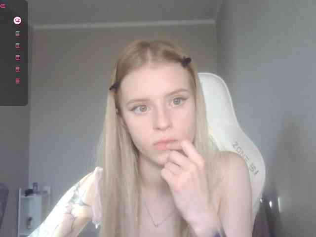 Helga_Pataki webcam