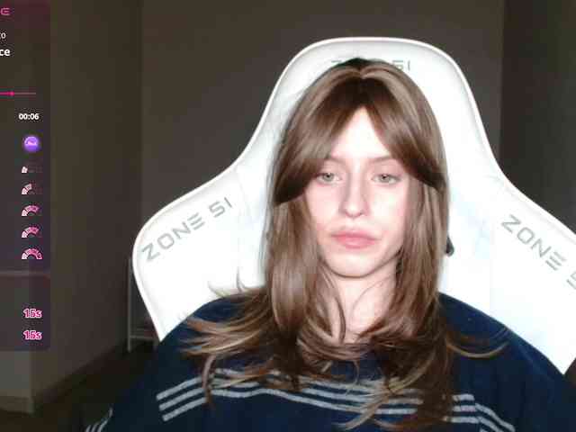 Helga_Pataki webcam