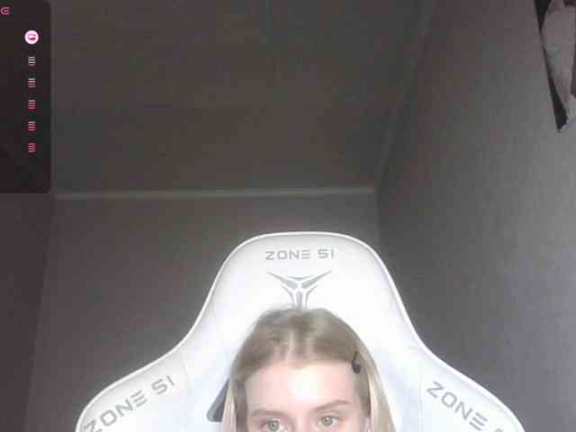 Helga_Pataki webcam