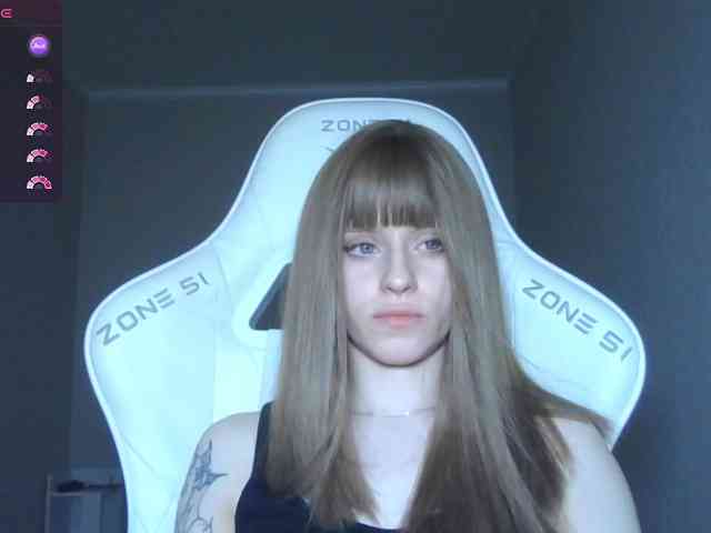 Helga_Pataki webcam