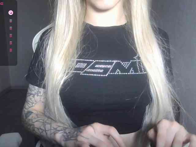 kissesliza Live Webcam on BongaCams