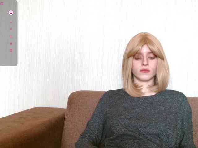 Helga_Pataki webcam