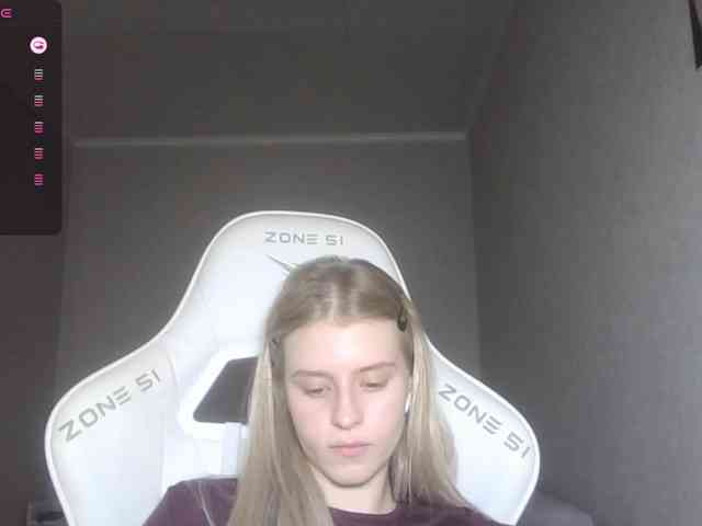 Helga_Pataki webcam