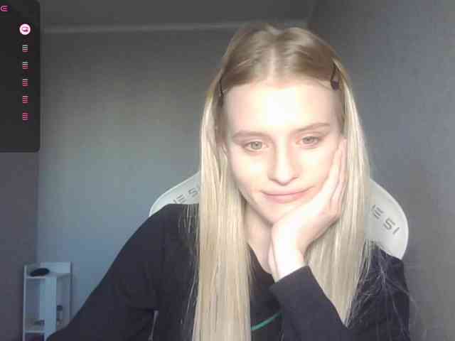 Helga_Pataki webcam