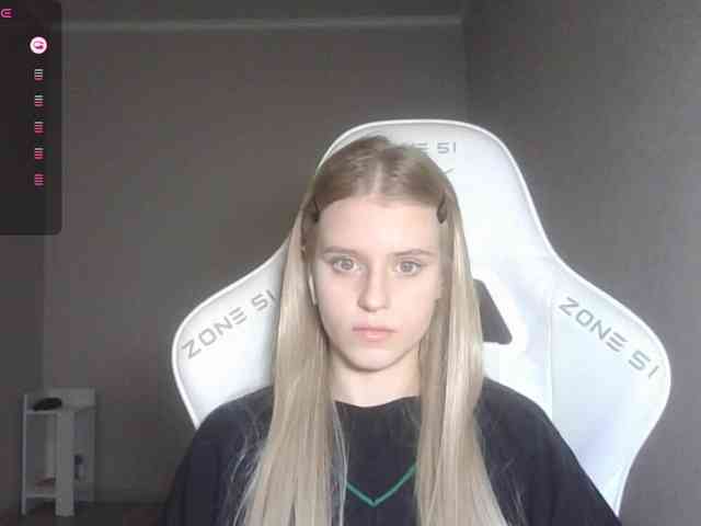 Helga_Pataki webcam