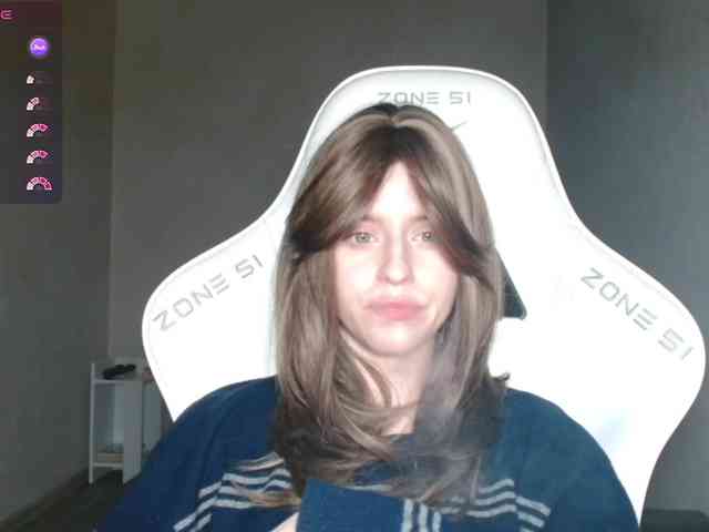 Helga_Pataki webcam