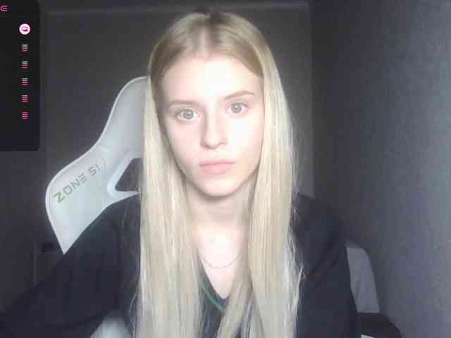 Helga_Pataki webcam