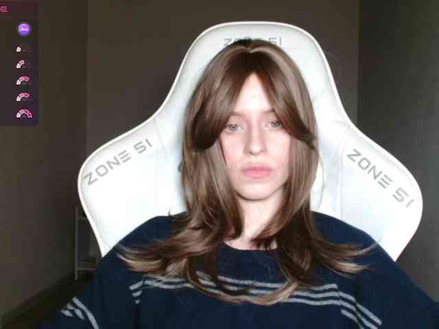 Helga_Pataki webcam