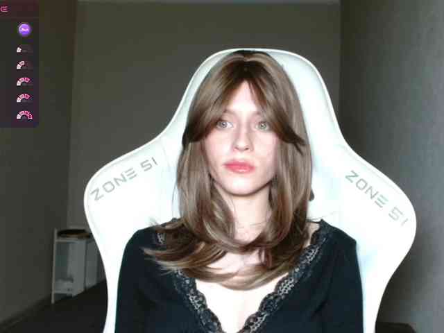 Helga_Pataki webcam
