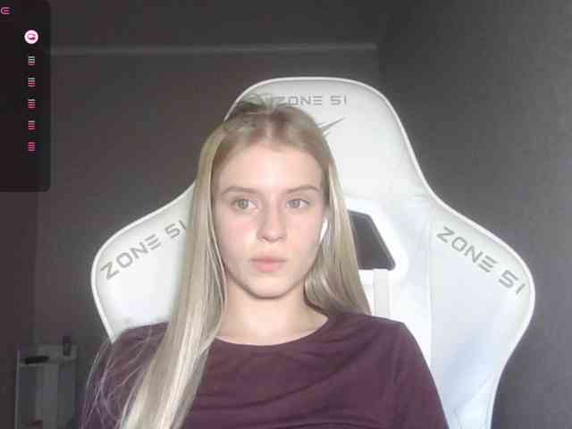Helga_Pataki webcam