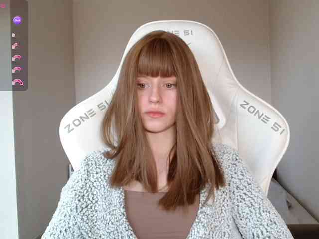 Helga_Pataki webcam