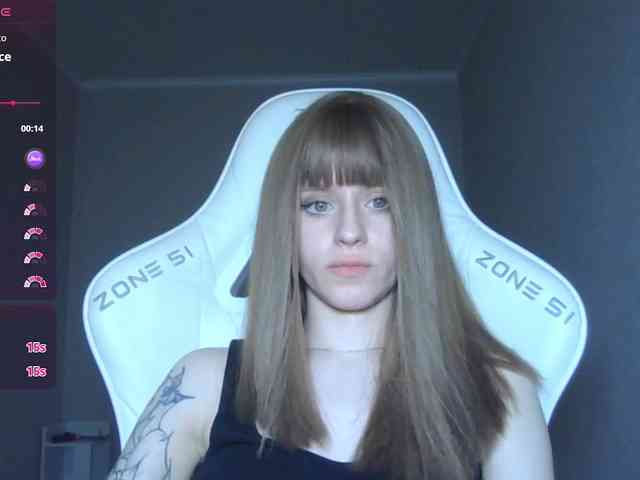 Helga_Pataki webcam