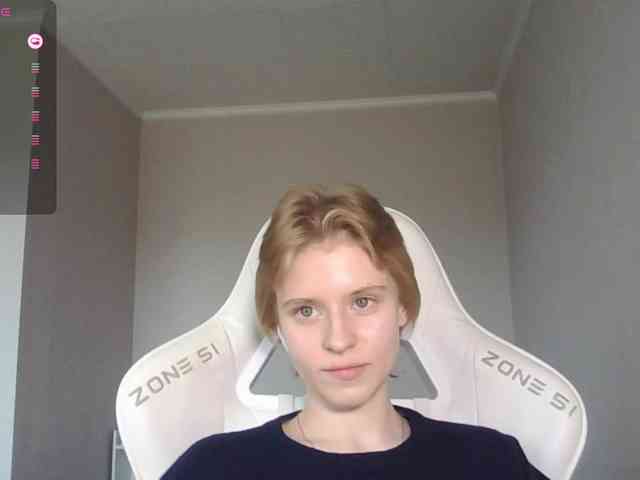 Helga_Pataki webcam