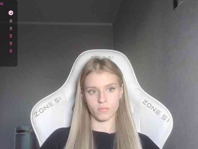 Helga_Pataki webcam