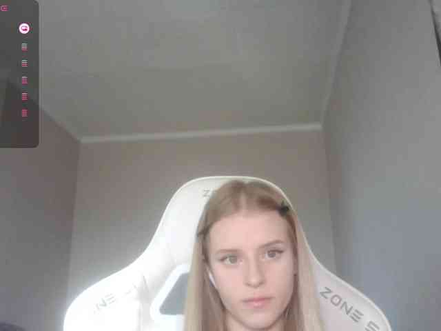 Helga_Pataki webcam