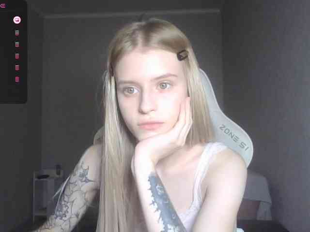 Helga_Pataki webcam