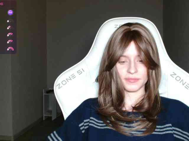 Helga_Pataki webcam