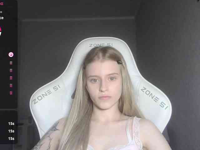 Helga_Pataki webcam