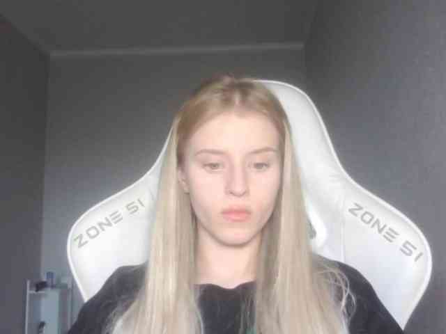 Helga_Pataki webcam