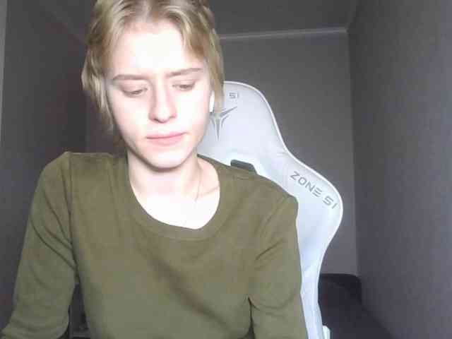 Helga_Pataki webcam