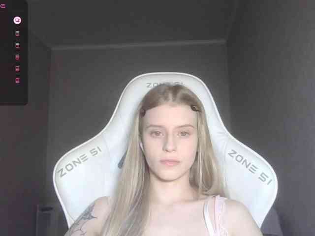 Helga_Pataki webcam