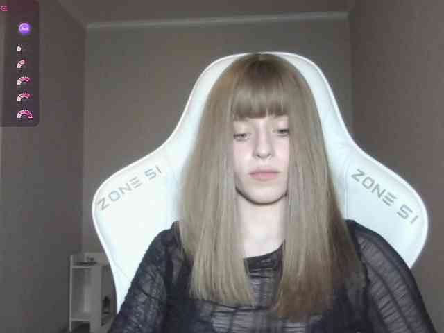 Helga_Pataki webcam