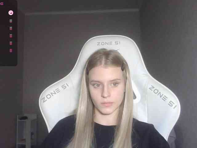 Helga_Pataki webcam