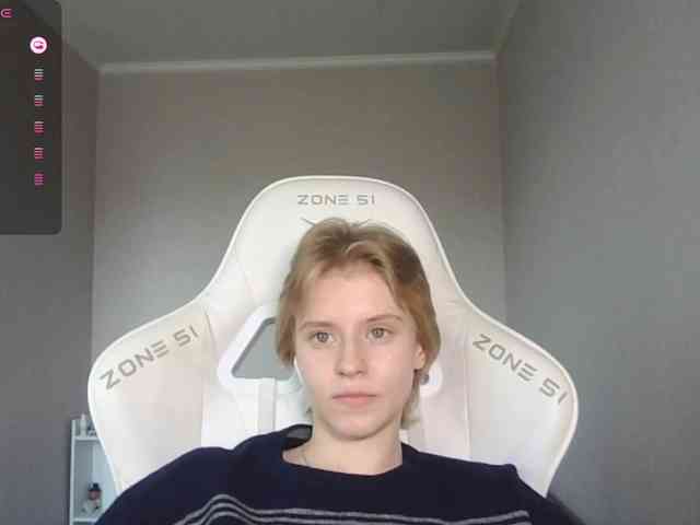 Helga_Pataki webcam