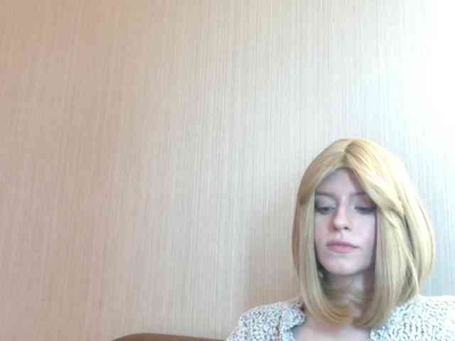 Helga_Pataki webcam