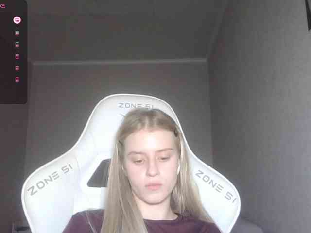 Helga_Pataki webcam